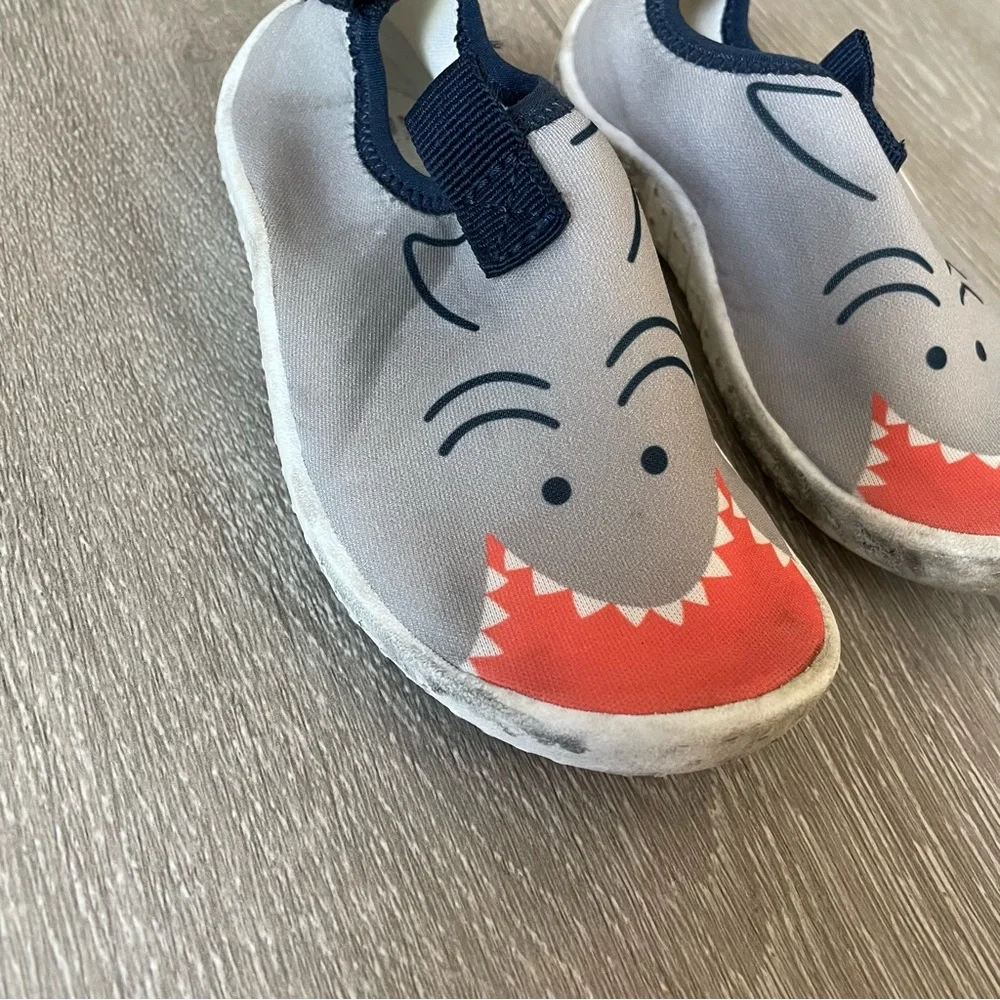 Cat & Jack Shark Swim / Water Shoes